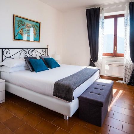Sea View Villa In Ravello With Lemon Pergola, Gardens And Jacuzzi - Ideal For Elopements Экстерьер фото
